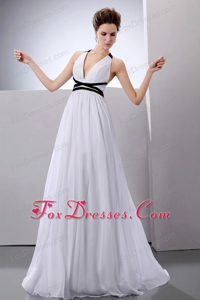 Sexy White And Black Halter Chiffon Outdoor Wedding Dress